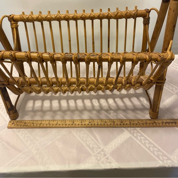Vintage Wicker Magazine Rack - Picture 11 of 14